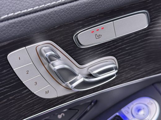 Mercedes-Benz GLC 300e AMG // Headup // Luchtvering // Memory // Burmester // 360 Camera // Distronic // Rijassiste... ActivLease financial lease