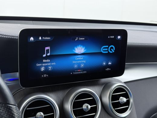Mercedes-Benz GLC 300e AMG // Headup // Luchtvering // Memory // Burmester // 360 Camera // Distronic // Rijassiste... ActivLease financial lease