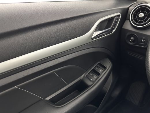 MG ZS EV EV Luxury 45 kWh {SOH-90%} (INCL-BTW) Aut. *PANO | LEATHER | CCS-FASTLOADER | KEYLESS | NAVI-FULL... ActivLease financial lease