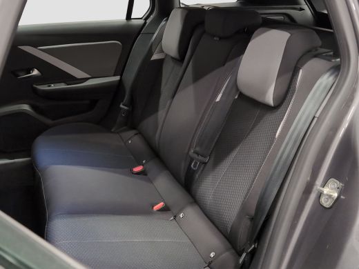 Opel Astra Sports Tourer 1.6 Turbo Hybrid | Adap. Cruise | Apple Carplay | Parkeersensoren | 17 inch | Airco... ActivLease financial lease