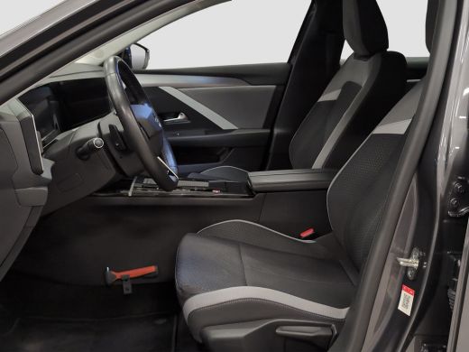 Opel Astra Sports Tourer 1.6 Turbo Hybrid | Adap. Cruise | Apple Carplay | Parkeersensoren | 17 inch | Airco... ActivLease financial lease