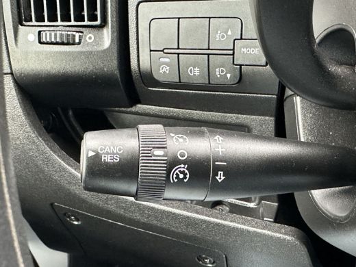 Opel Movano 2.2D 140 PK 3.5T / L3H2 / 49.954 KM / 3 TONS TREKHAAK / IMPERIAAL + LADDER / CAMERA / CRUISE / AIRCO ActivLease financial lease