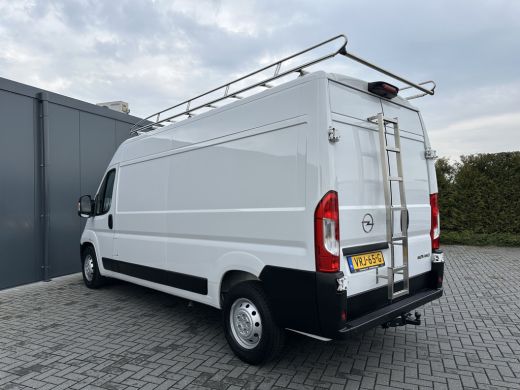 Opel Movano 2.2D 140 PK 3.5T / L3H2 / 49.954 KM / 3 TONS TREKHAAK / IMPERIAAL + LADDER / CAMERA / CRUISE / AIRCO ActivLease financial lease