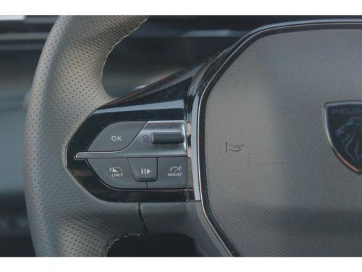 Peugeot 408 1.6 HYbrid 225 EAT8 GT | Navi | Rondomzicht camera | El verstel. stoelen | Verw. stoelen | Ad. Cr... ActivLease financial lease