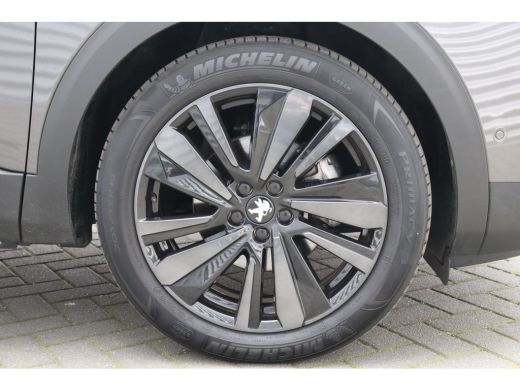 Peugeot 5008 1.2 HYBRID 136PK GT PACK AUTOMAAT / NAVI / CLIMA / PDC / 19" LMV / CAMERA / KEYLESS / PANO. DAK /... ActivLease financial lease