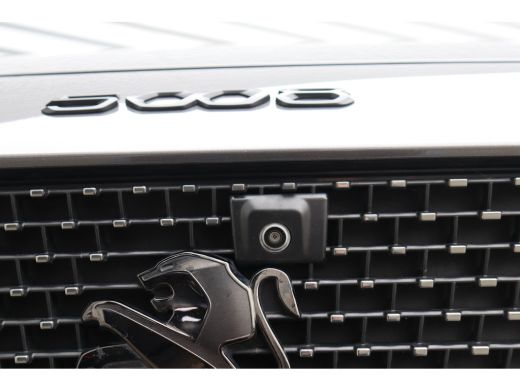 Peugeot 5008 1.2 HYBRID 136PK GT PACK AUTOMAAT / NAVI / CLIMA / PDC / 19" LMV / CAMERA / KEYLESS / PANO. DAK /... ActivLease financial lease
