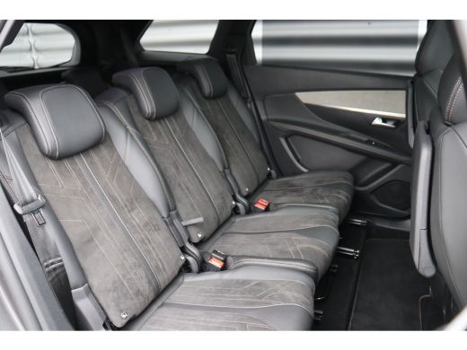 Peugeot 5008 1.2 HYBRID 136PK GT PACK AUTOMAAT / NAVI / CLIMA / PDC / 19" LMV / CAMERA / KEYLESS / PANO. DAK /... ActivLease financial lease