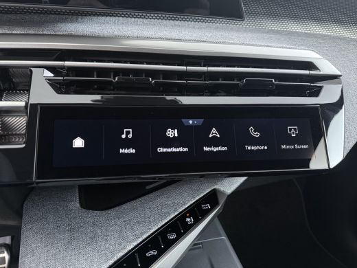 Peugeot e-3008 | Voorraad Voordeel tot &euro; 4.350 | Launch Edition 325 Dual Motor 73 kWh | Apple Carplay/Android Au... ActivLease financial lease