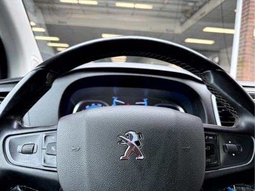 Peugeot e-Expert Standard Pro 75 kWh SOH 97%, 2x Schuifdeur, Camera, Stoelverwarming ActivLease financial lease