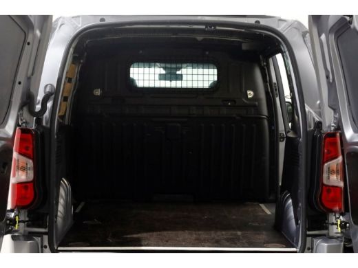 Peugeot Partner 1.5 BlueHDI 102pk Premium Airco/Navi/Trekhaak 01-2021 ActivLease financial lease