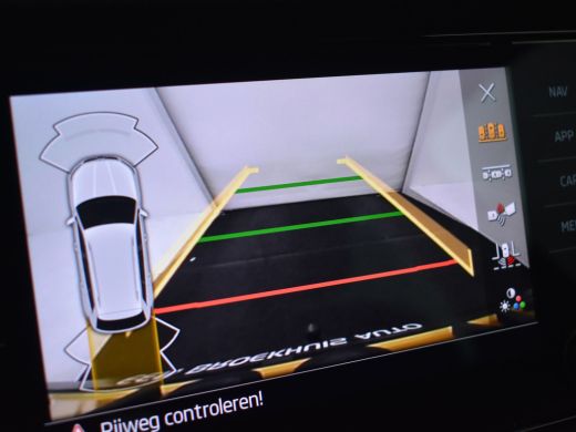 Skoda Kodiaq 1.5 TSI Business Edition 150pk DSG/AUTO | Achteruitrijcamera | Trekhaak | Cruise control | Naviga... ActivLease financial lease