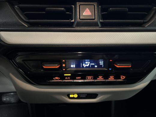 Suzuki Swift 1.2 Select Smart Hybrid ActivLease financial lease