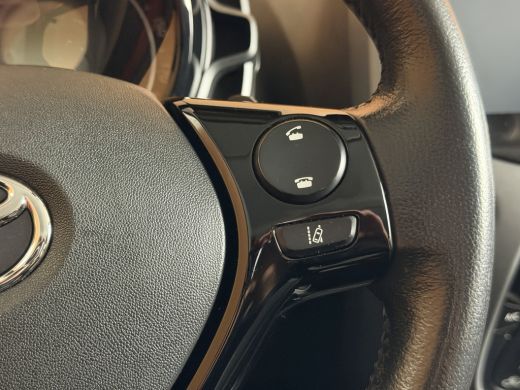 Toyota Aygo 1.0 VVT-i x-play automaat | airco | camera | 5drs rijstrooksensor | brake assist ActivLease financial lease