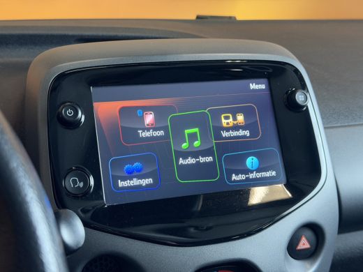 Toyota Aygo 1.0 VVT-i x-play automaat | airco | camera | 5drs rijstrooksensor | brake assist ActivLease financial lease