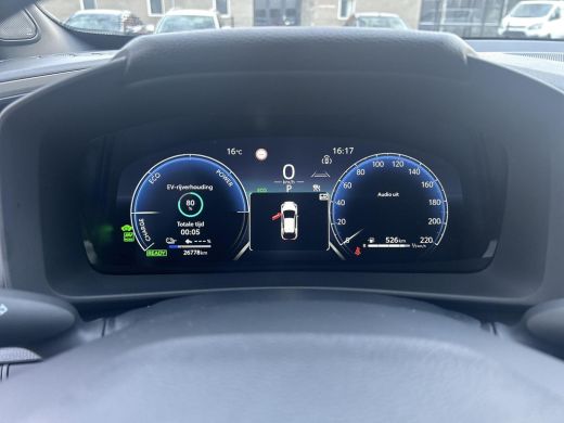 Toyota C-HR 2.0 Plug-in Hybrid 220 Executive ActivLease financial lease