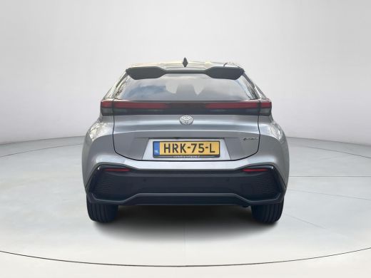 Toyota C-HR 2.0 Plug-in Hybrid 220 Executive ActivLease financial lease