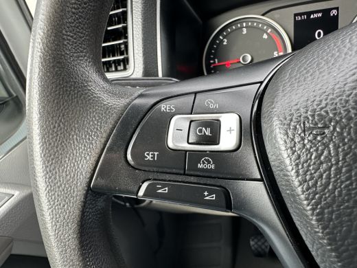 Volkswagen Crafter 2.0 TDI 141 PK RWD HIGHLINE ++ / L3H3 / 1e EIG. / BOTT INRICHTING / 3 TONS TREKHAAK / GEVEERDE ST... ActivLease financial lease