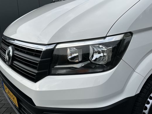Volkswagen Crafter 2.0 TDI 141 PK RWD HIGHLINE ++ / L3H3 / 1e EIG. / BOTT INRICHTING / 3 TONS TREKHAAK / GEVEERDE ST... ActivLease financial lease