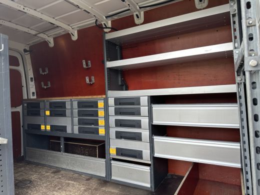 Volkswagen Crafter 2.0 TDI 141 PK RWD HIGHLINE ++ / L3H3 / 1e EIG. / BOTT INRICHTING / 3 TONS TREKHAAK / GEVEERDE ST... ActivLease financial lease