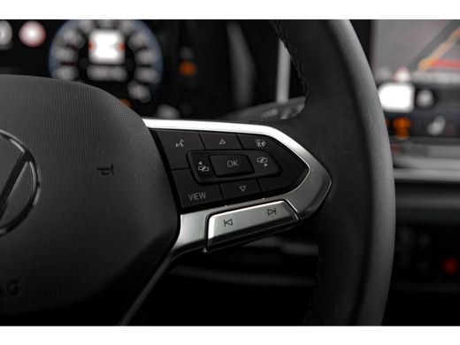 Volkswagen Golf Variant Life Edition | 'App-Connect' draadloze smartphone integratie | Achterbank in ongelijke de... ActivLease financial lease