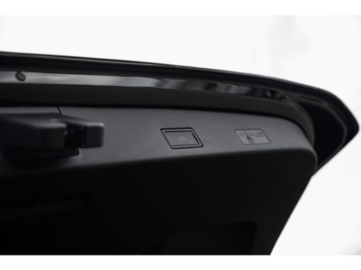 Volkswagen Golf Variant Life Edition | 'App-Connect' draadloze smartphone integratie | Achterbank in ongelijke de... ActivLease financial lease