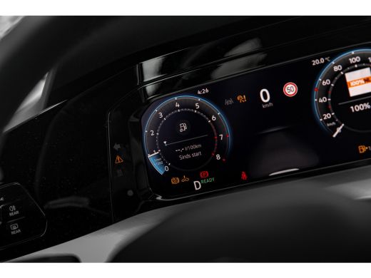 Volkswagen Golf Variant Life Edition | 'App-Connect' draadloze smartphone integratie | Achterbank in ongelijke de... ActivLease financial lease