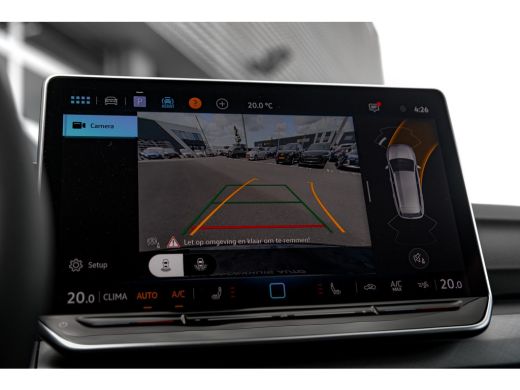 Volkswagen Golf Variant Life Edition | 'App-Connect' draadloze smartphone integratie | Achterbank in ongelijke de... ActivLease financial lease