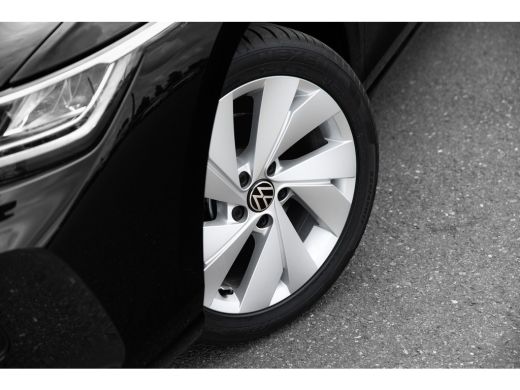 Volkswagen Golf Variant Life Edition | 'App-Connect' draadloze smartphone integratie | Achterbank in ongelijke de... ActivLease financial lease