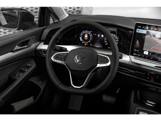 Volkswagen Golf Variant Life Edition | 'App-Connect' draadloze smartphone integratie | Achterbank in ongelijke de... ActivLease financial lease