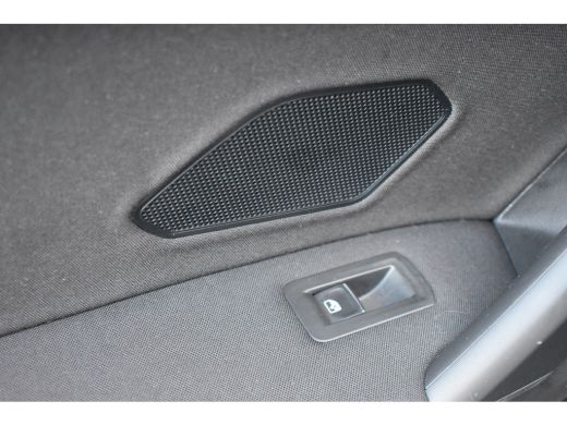 Volkswagen Tiguan Allspace 1.5 TSI 150PK DSG-7 7pers. Comfortline Business | TREKHAAK | NAVIGATIE | ELEKTR. A. KLEP | 18 INC... ActivLease financial lease