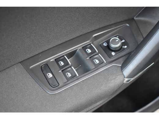 Volkswagen Tiguan Allspace 1.5 TSI 150PK DSG-7 7pers. Comfortline Business | TREKHAAK | NAVIGATIE | ELEKTR. A. KLEP | 18 INC... ActivLease financial lease