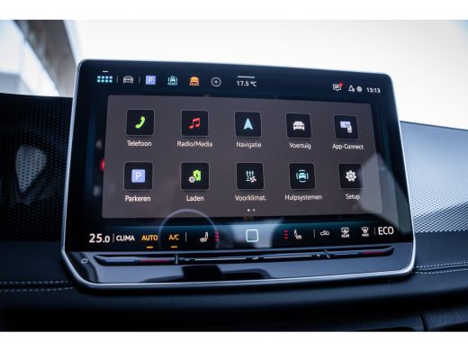 Volkswagen Tiguan Life Edition - eHybrid | 'App-Connect' draadloze smartphone integratie | Automatische afstandsreg... ActivLease financial lease