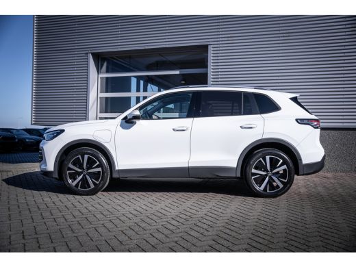 Volkswagen Tiguan Life Edition - eHybrid | 'App-Connect' draadloze smartphone integratie | Automatische afstandsreg... ActivLease financial lease