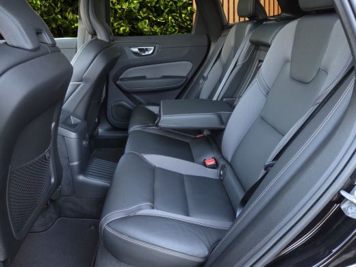 Volvo  XC60 2.0 T8 Plug-in hybrid AWD Plus Black Edition | Harman/Kardon | Memory | 360 Camera | Panoramadak ... ActivLease financial lease