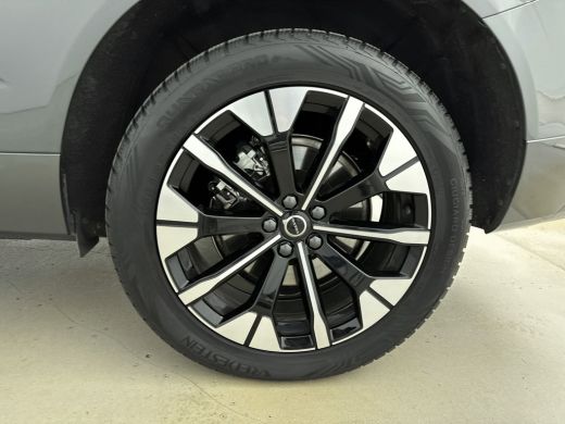 Volvo  XC60 NEW MODEL T6 Plug-in hybrid AWD Ultra Dark | Luchtvering | Trehaak | Panoramadak | 20 inch LM | P... ActivLease financial lease