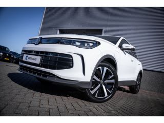 Volkswagen Tiguan Life Edition - eHybrid | 'App-Connect' draadloze smartphone integratie | Automatische afstandsreg...