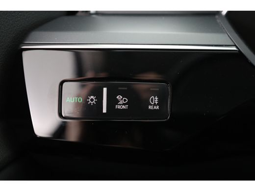 Audi e-tron 55 quattro Business edition Plus 95 kWh | Navigatie | Panoramdak | Trekhaak | Leder | Camera | Me... ActivLease financial lease