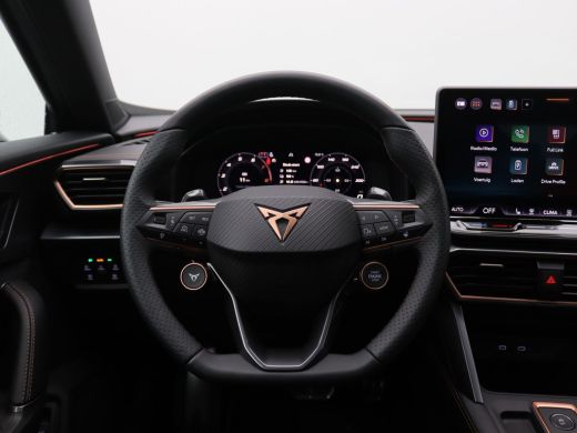 CUPRA Formentor 1.5 TSI e-Hybrid VZ Performance 272PK DSG Pano-Schuifdak, Trekhaak, 19" LM Velgen, Sennheiser Aud... ActivLease financial lease