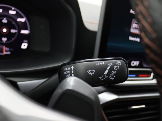 CUPRA Formentor 1.5 TSI e-Hybrid VZ Performance 272PK DSG Pano-Schuifdak, Trekhaak, 19" LM Velgen, Sennheiser Aud... ActivLease financial lease