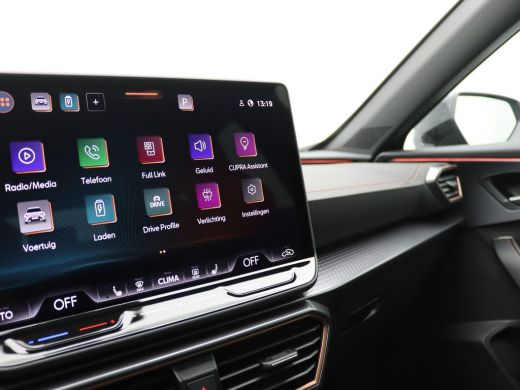 CUPRA Formentor 1.5 TSI e-Hybrid VZ Performance 272PK DSG Pano-Schuifdak, Trekhaak, 19" LM Velgen, Sennheiser Aud... ActivLease financial lease