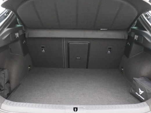 CUPRA Formentor 1.5 TSI e-Hybrid VZ Performance 272PK DSG Pano-Schuifdak, Trekhaak, 19" LM Velgen, Sennheiser Aud... ActivLease financial lease