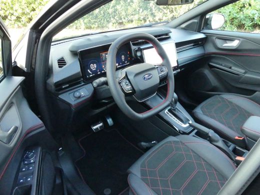 Ford Puma 1.0 EcoBoost Hybrid ST-Line X | ADAPTIVE CRUISE | PANORAMADAK | MATRIX LED | DODEHOEKDETECTIE | E... ActivLease financial lease