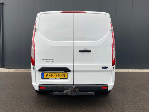 Ford Transit Custom 280 2.0 TDCI L1H1 Trend | Navigatie | Trekhaak | Parkeersensoren | 3 Zitplaatsen ActivLease financial lease