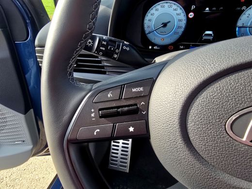 Hyundai Bayon 1.0 T-GDI Premium Sky - 100 Pk - AUTOMAAT - ParkeerCamera - Stoelverwarming - Stuurverwarming ActivLease financial lease