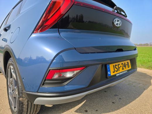 Hyundai Bayon 1.0 T-GDI Premium Sky - 100 Pk - AUTOMAAT - ParkeerCamera - Stoelverwarming - Stuurverwarming ActivLease financial lease