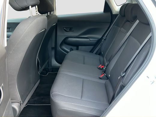 Hyundai Kona 1.6 GDI 141pk HEV Comfort | Camera | Draadloos carplay | Climate control | Adaptive cruise contro... ActivLease financial lease