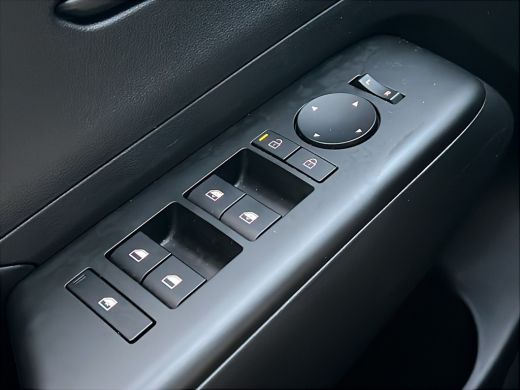 Hyundai Kona 1.6 GDI 141pk HEV Comfort | Camera | Draadloos carplay | Climate control | Adaptive cruise contro... ActivLease financial lease