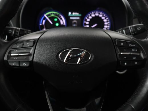 Hyundai Kona 1.6 GDI HEV Premium Sky | Schuifdak | Leder | Stoelventilatie | Adaptive cruise | Trekhaak | Head... ActivLease financial lease