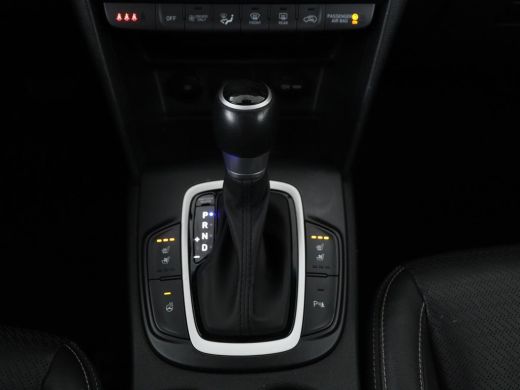 Hyundai Kona 1.6 GDI HEV Premium Sky | Schuifdak | Leder | Stoelventilatie | Adaptive cruise | Trekhaak | Head... ActivLease financial lease