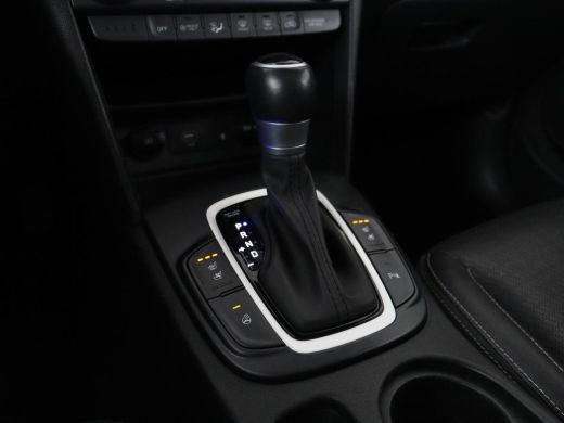Hyundai Kona 1.6 GDI HEV Premium Sky | Schuifdak | Leder | Stoelventilatie | Adaptive cruise | Trekhaak | Head... ActivLease financial lease